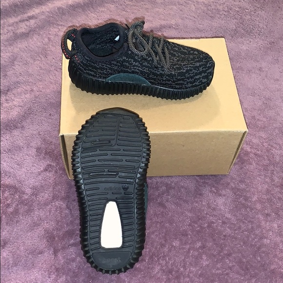 YEEZY BOOST 350